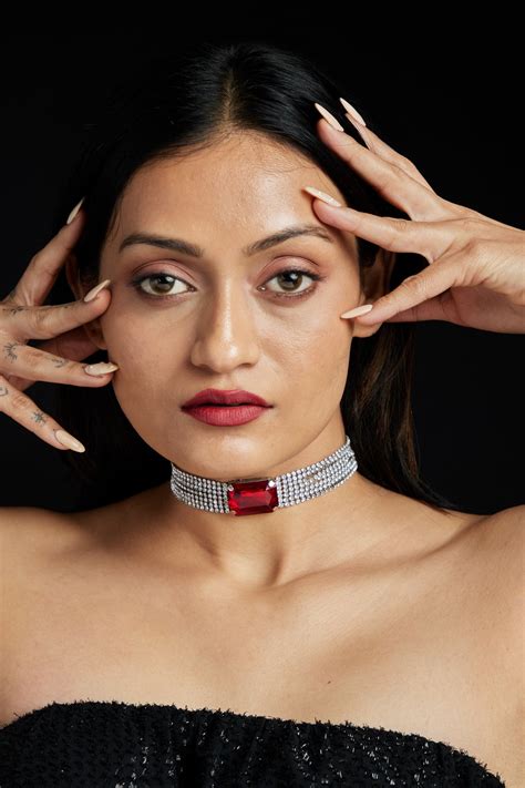 Buy Anahita Necklace for Women Online | Amossh – AMOSSH