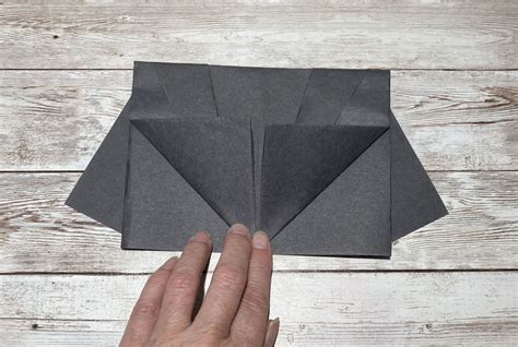 Bat Paper Airplane Tutorial 的图像结果