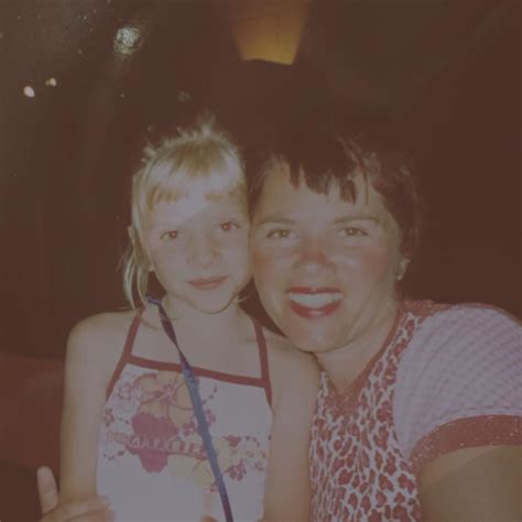 Happy birthday to May Britt Aksnes, Aurora's mom 🎉🎂🥳 : r/auroramusic