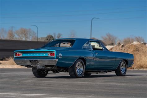 700 BHP 5-Speed: A 1968 Dodge Super Bee