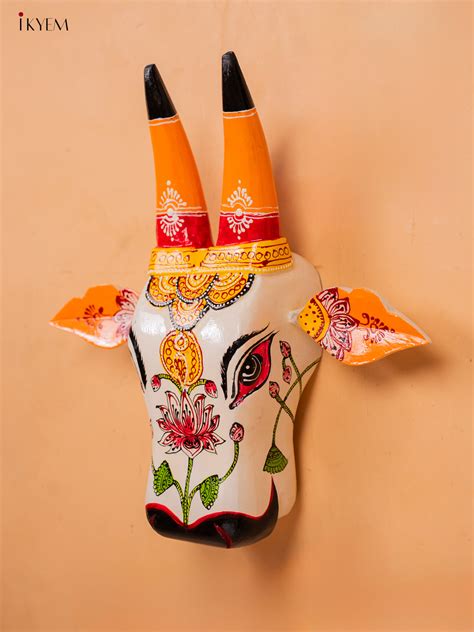 Hand Painted Cow Head white big - 15 Inch - KC13119