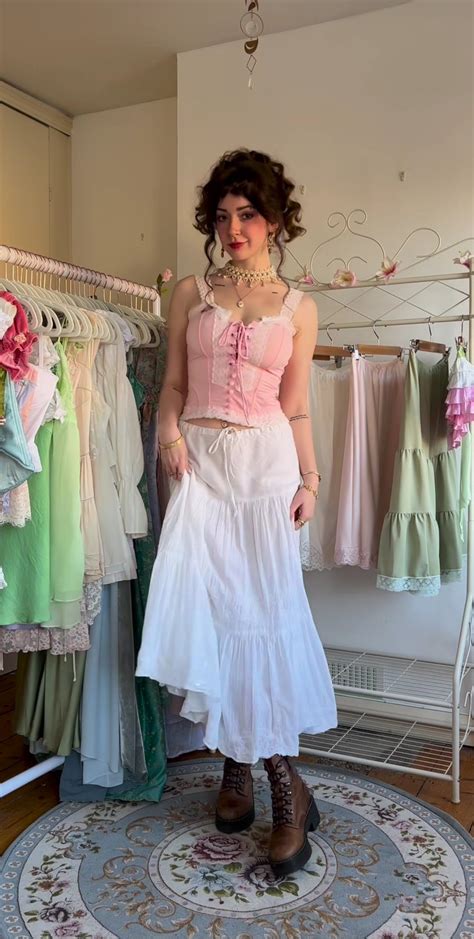 K.aila.n | Pink skirt outfits, Long pink skirt, White lace skirt outfit