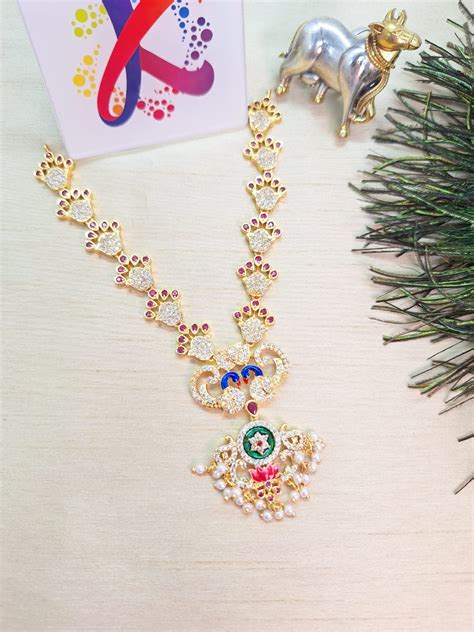 Mayur with lotus haar – KRITIMA