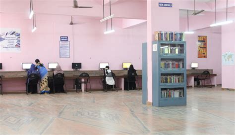 PET Engineering College