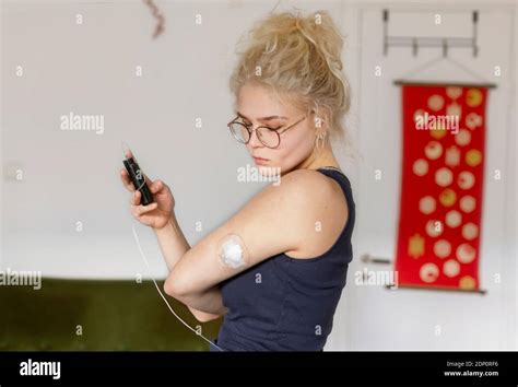 Woman Using Pump 的图像结果