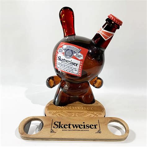 Sketweiser 8inch Custom Dunny by Sket-One | tomenosuke