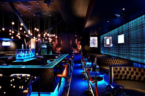 Stylish Lounge Bar Design Inspiration