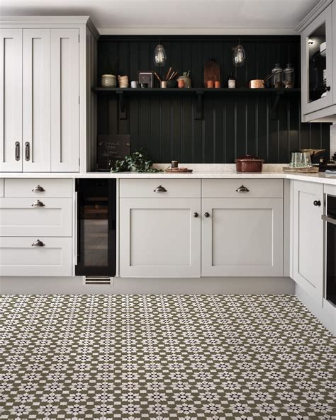 Black And White Kitchen Tile Floor