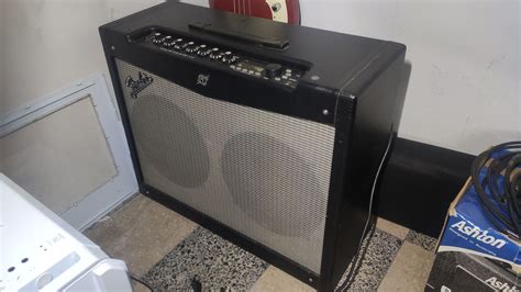 Amplificador Fender Mustang IV + Mustang Floor Corroios • OLX Portugal