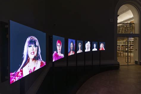 Artists Using Technology 的图像结果