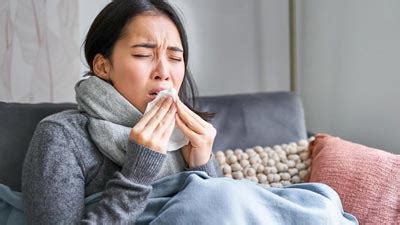 Pneumonia: Symptoms, Causes, Treatment, Preventions, Diagnosis and ...