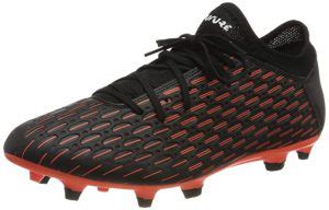 18 Best Football Shoes in India
