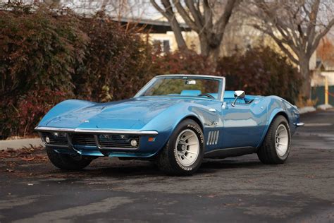 Corvette Stingray 69