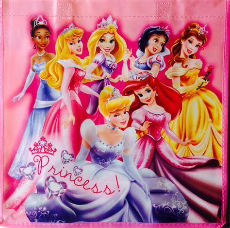 Belle - Disney Princess Wallpaper (13786942) - Fanpop