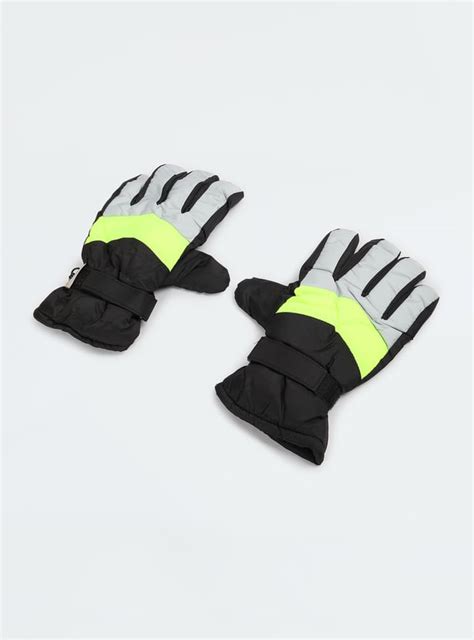 Buy Men Colourblocked Puffer Gloves Online at just Rs. 599.0 ...