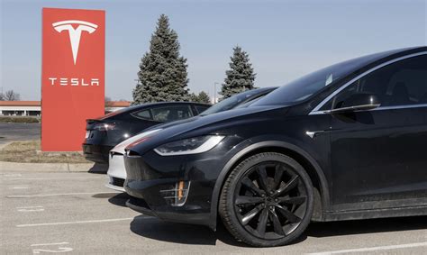 Tesla faces major setbacks in EV production — but the company finds major success elsewhere