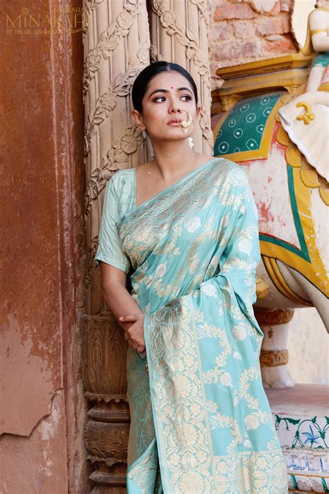 Pure Katan Hosneara Banarasi Silver Gold with Tiffany Green – Minakari