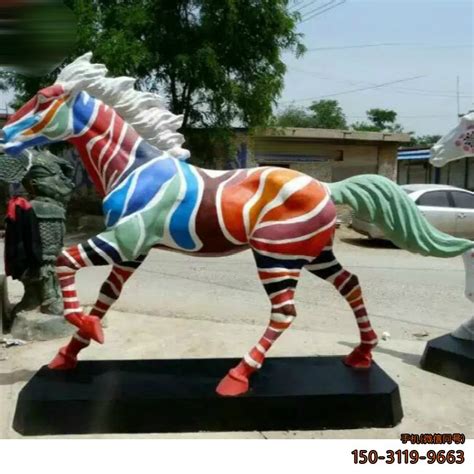 玻璃钢彩绘马 公园动物雕塑-佳鸿雕塑厂