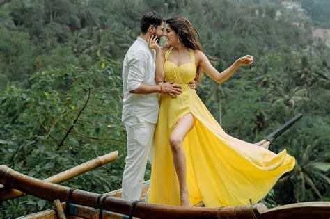 200+ Truth or Dare Questions for Couples