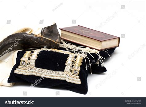 4,378 Jewish Religious Clothing Images, Stock Photos & Vectors ...