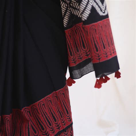 Ambi Motif Discharge Block Printed Black Cotton Saree – Gray and Green ...