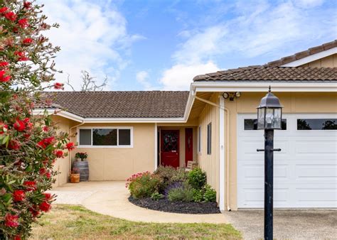 15450 Oak Hills Dr, Salinas, CA 93907 - 4 Beds | 2 Baths (Sold ...
