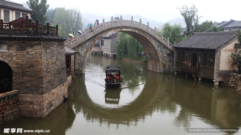 景观水池小桥流水图片_景观水池小桥流水设计素材_红动中国