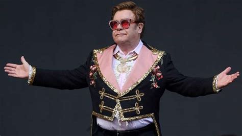 Elton John postpones remaining New Zealand concert until 2023