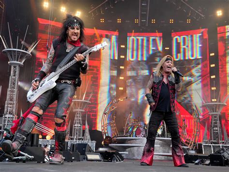 Def Leppard and Mötley Crüe's Stadium Tour grossed millions