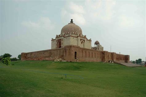 Collections-Virtual Museum of Images and Sounds