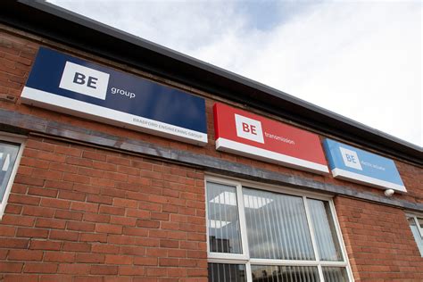 Local Signage 的图像结果