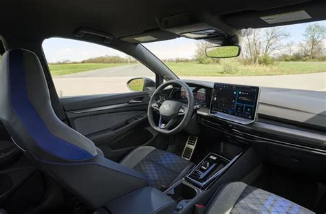 2025 Volkswagen Golf R Performance, HP & Engine Options | U.S. News