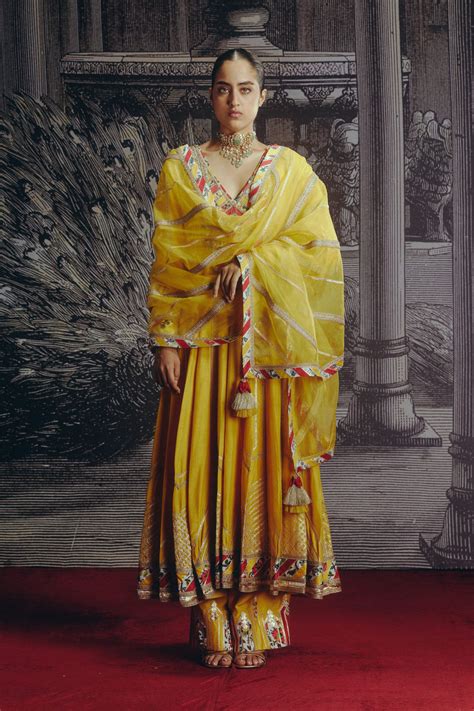 Turret Solid Anarkali with Pants – Simar Dugal