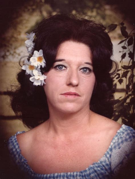 Stone, Hazel | Obituaries | godanriver.com