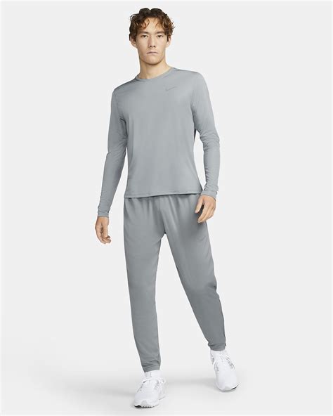 Nike Dri-FIT Miler Men's Long-Sleeve Running Top. Nike IN