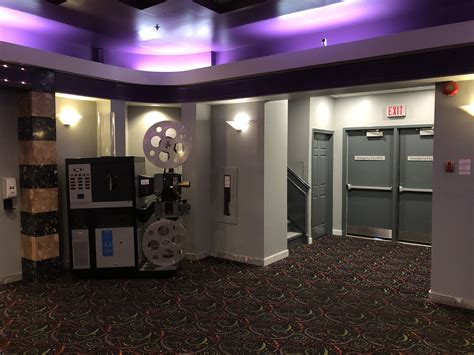 A private movie theatre? Try Cinema 7 - Oakville News