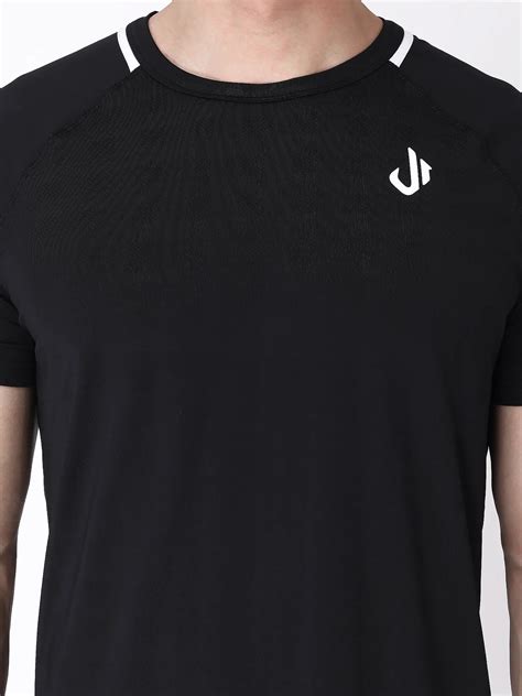 Buy Black Running T-shirt for Men Online – JEFFA