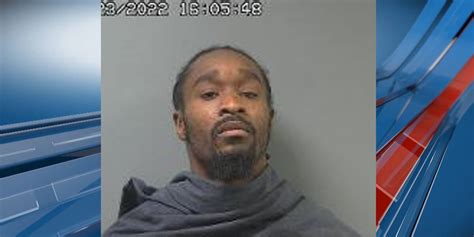 Kansas City man dies after detention officers find him unresponsive in ...