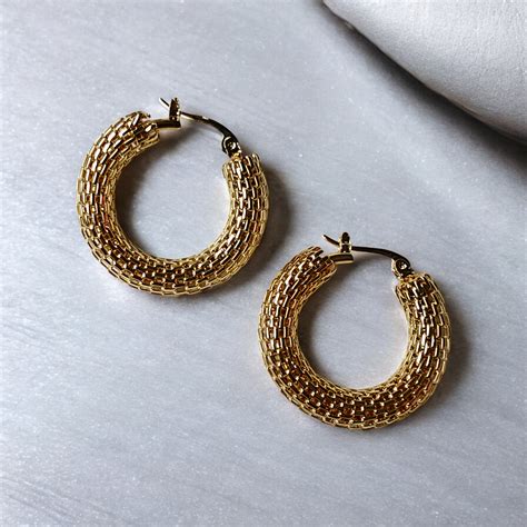 Anti Tarnish 18K Gold Plated Mesh Loop Earrings – Qrated Jewels