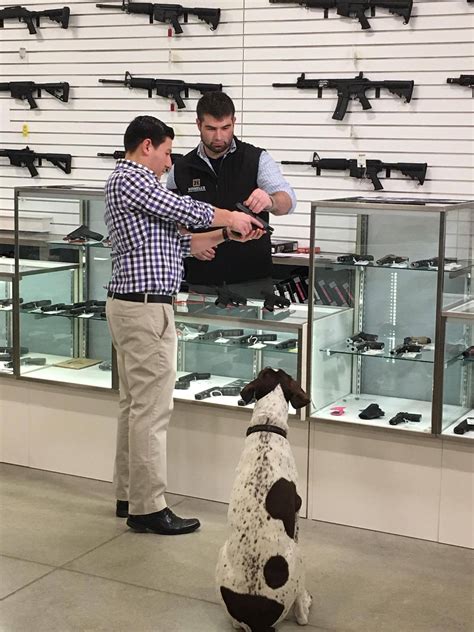ABOUT – Howell's Gun Shop