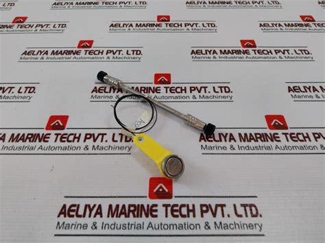 Waters 186002852 Acquity Uplc Beh Shield Rp18 Column 1.0 X 100Mm ...