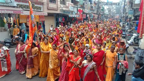 Madhya Pradesh: Colourful procession of seers, Kalash Yatra taken out ...