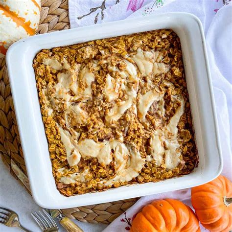 Baked Pumpkin Oatmeal With Maple Cream Cheese Swirl - Good Food Baddie