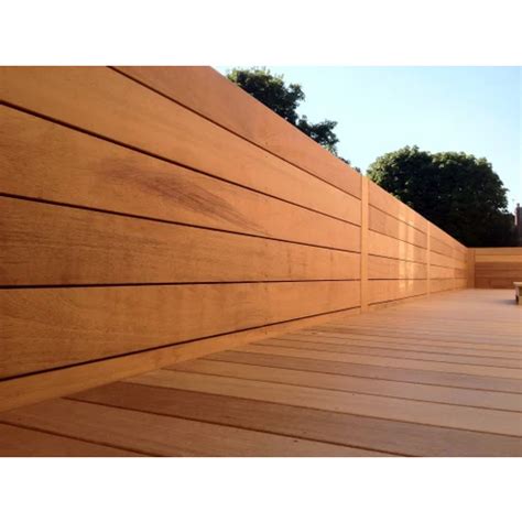 Affordable Solid Deck Wood Cladding, Durable Outdoor Flooring Solution