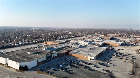 Chicago Ridge Mall, 444 Chicago Ridge Mall | JLL Properties - US