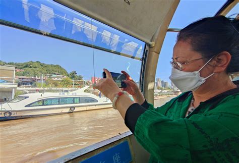 兰州：黄河游船热助推“水上经济”_腾讯新闻