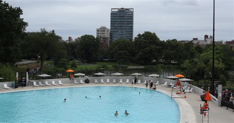 Under Cloudy Skies, UWS’s New Gottesman Public Pool Opens for Summer Season