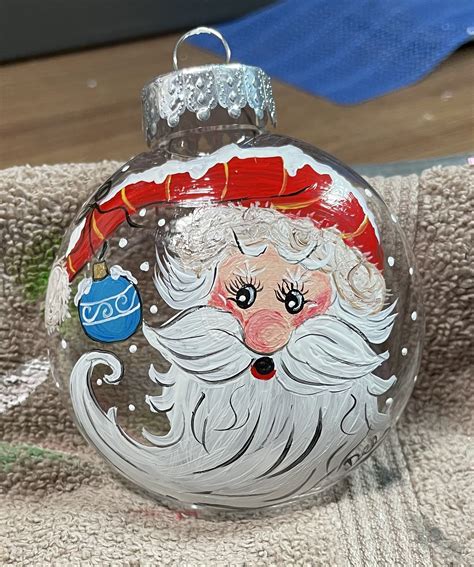 Pin by Marlo McCutcheon on Christmas crafts ideas | Painted christmas ...