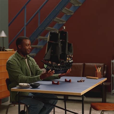 Icons Captain Jack Sparrow’s Pirate Ship, Building Kit for Adults 1036 ...