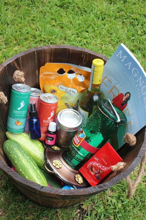 Summer Themed Gift Basket — The Mushy Mom's Fiat